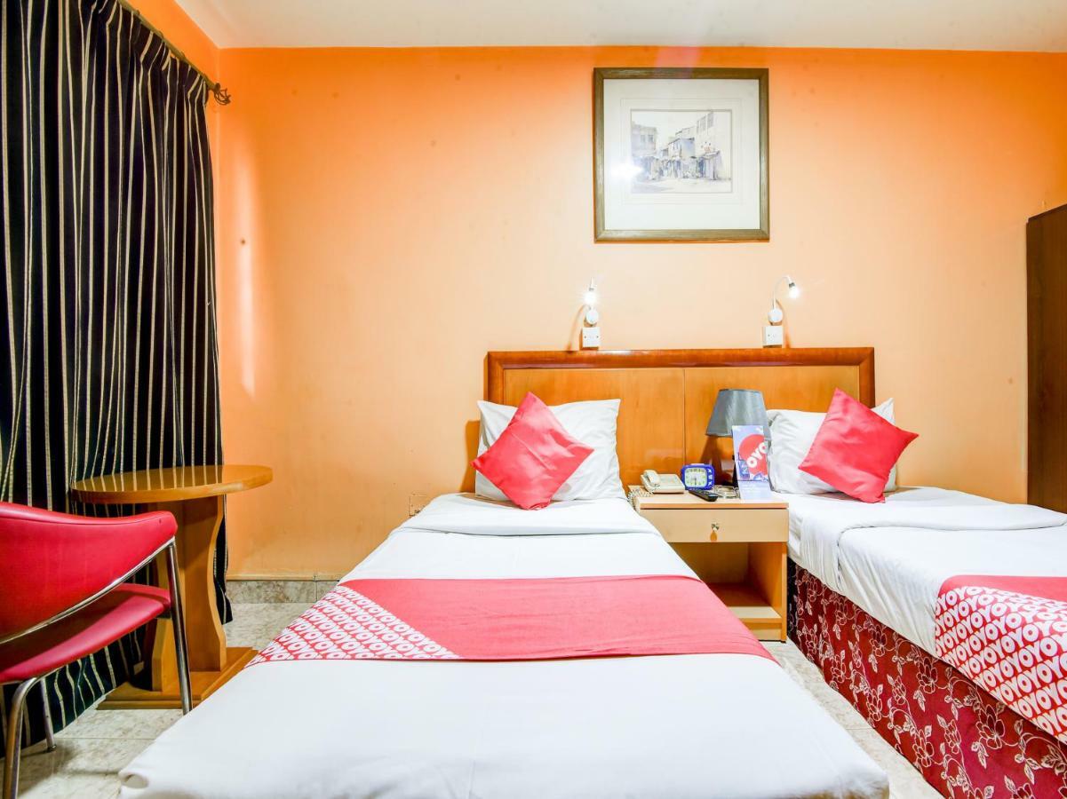 Oyo 270 Dream Land Hotel Дубай Экстерьер фото
